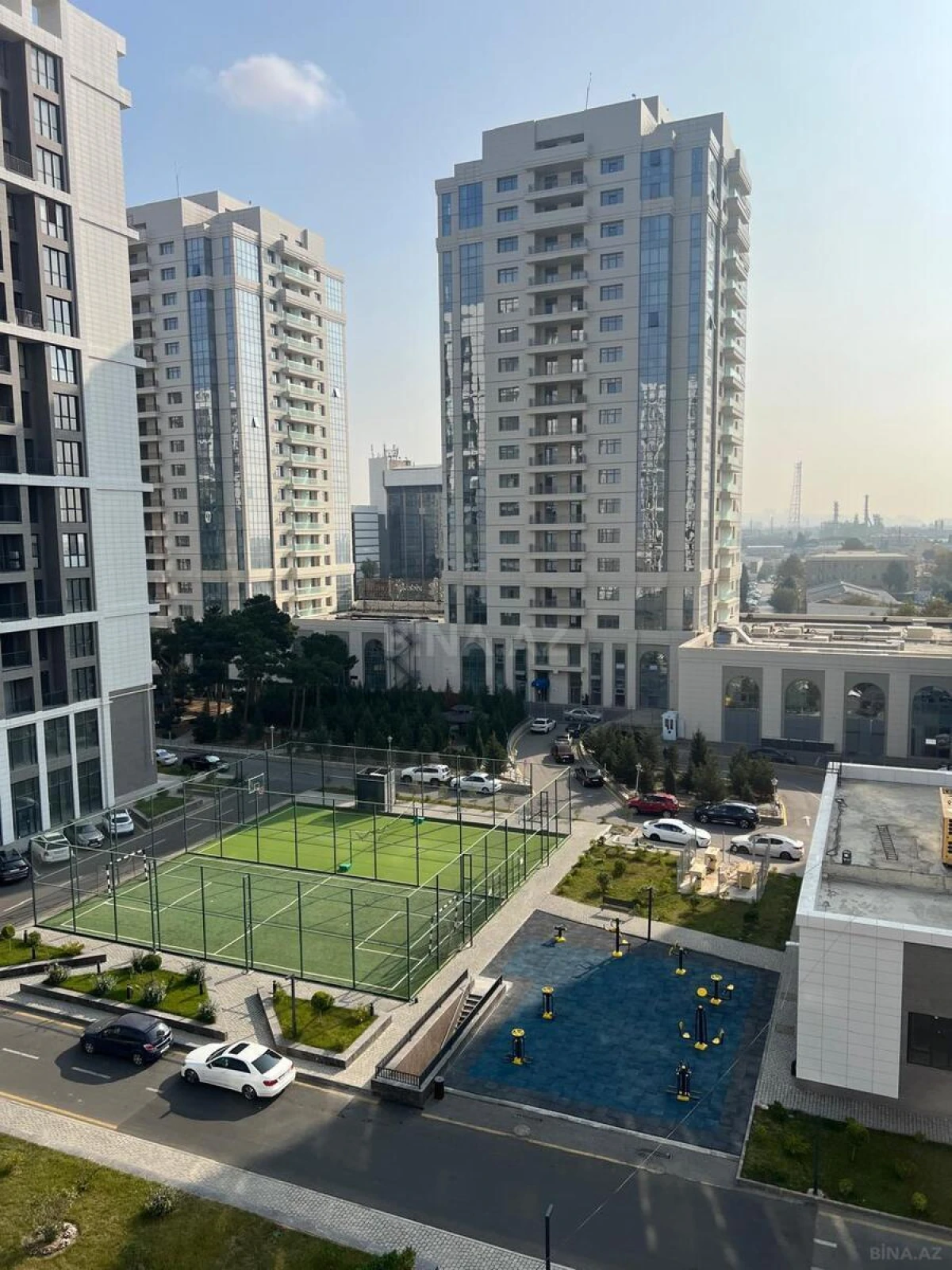 Kirayə verilir 2 otaqlı mənzil 75 m²