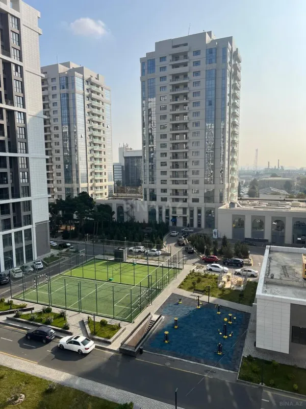 Kirayə verilir 2 otaqlı mənzil 75 m²