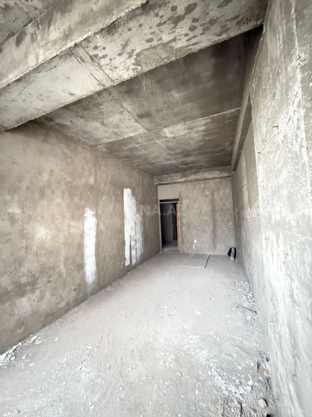 Satılır 2 otaqlı mənzil 91 m²