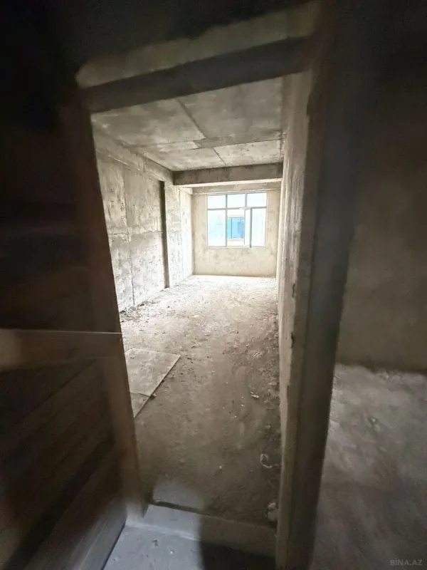 Satılır 2 otaqlı mənzil 91 m²