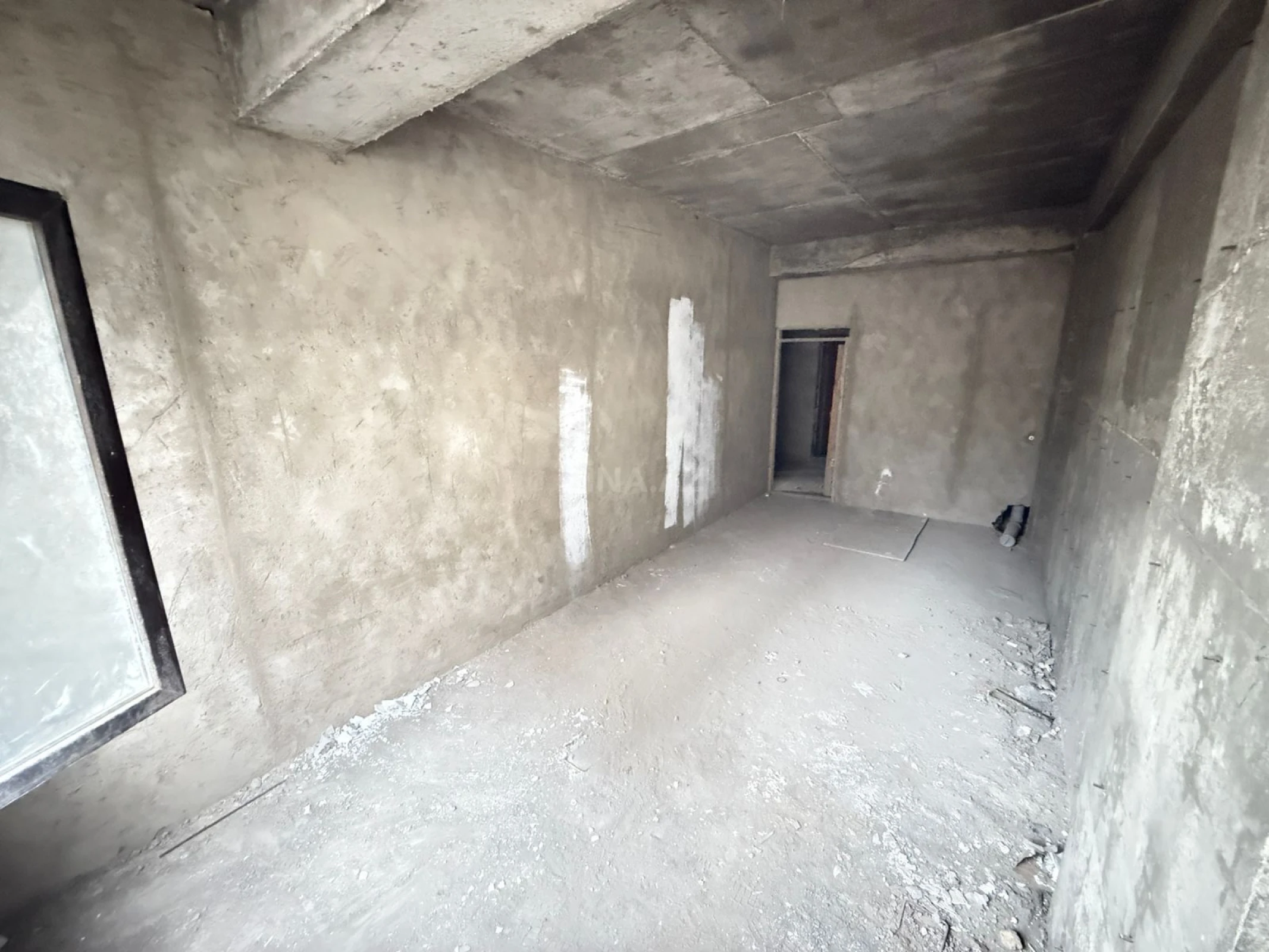 Satılır 2 otaqlı mənzil 91 m²