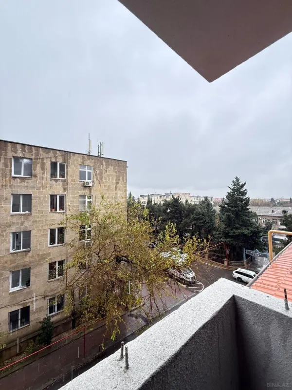 Satılır 2 otaqlı mənzil 91 m²