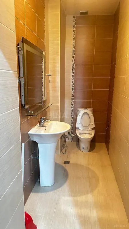 Satılır 3 otaqlı mənzil 125 m²