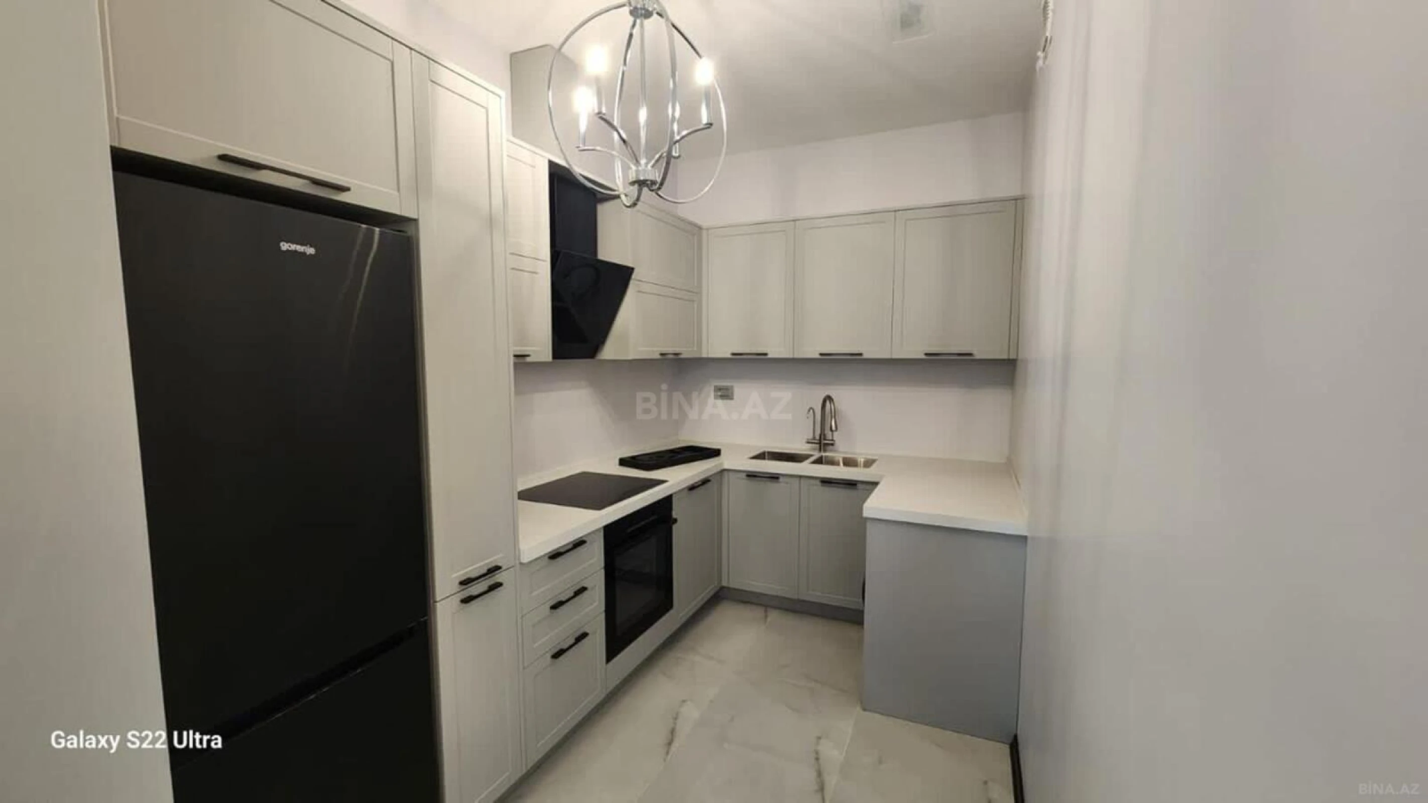 Kirayə verilir 2 otaqlı mənzil 85 m²