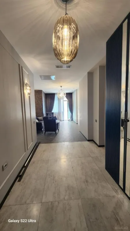 Kirayə verilir 2 otaqlı mənzil 85 m²