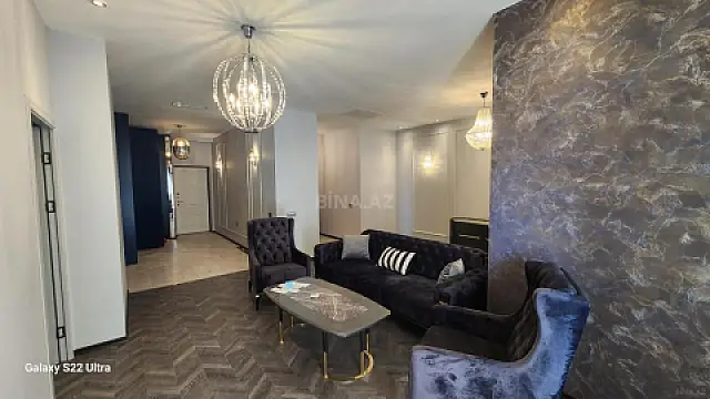 Kirayə verilir 2 otaqlı mənzil 85 m²