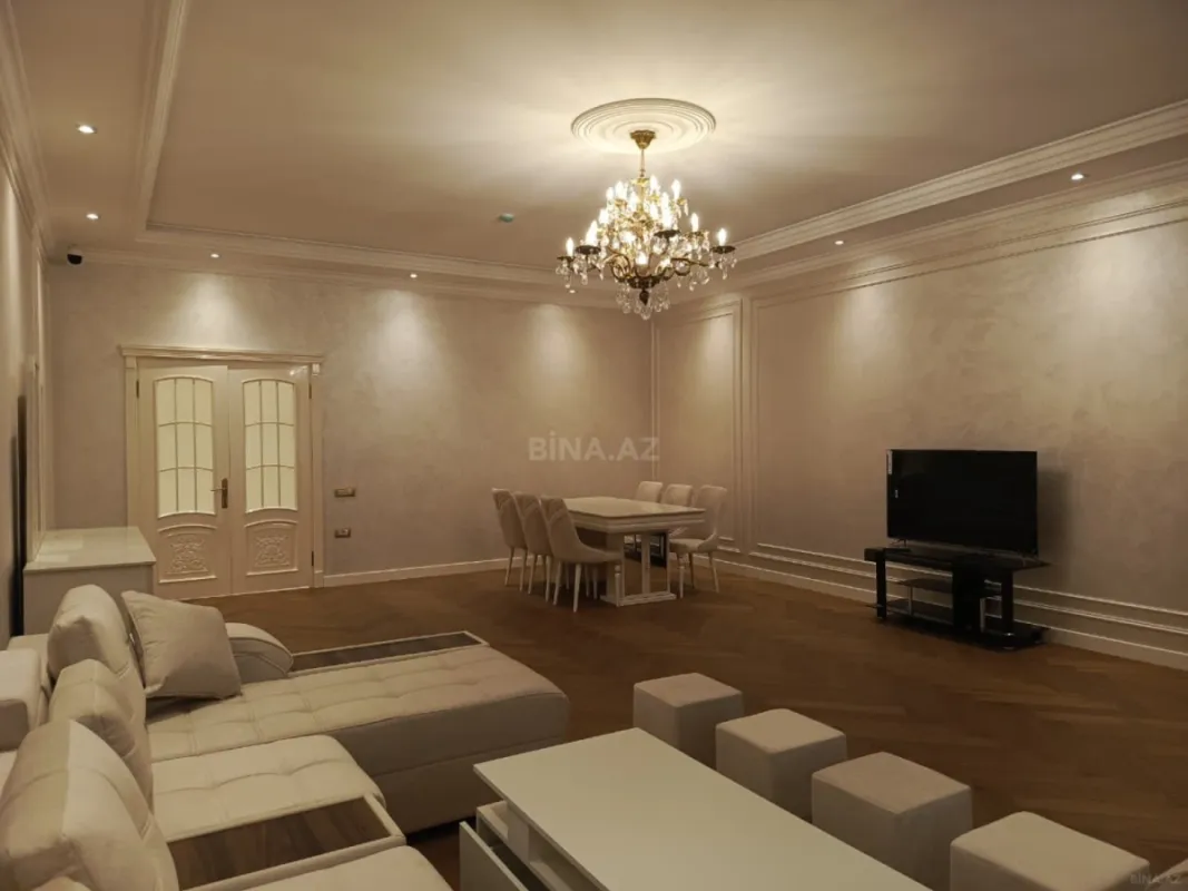 Kirayə verilir 3 otaqlı mənzil 160 m²