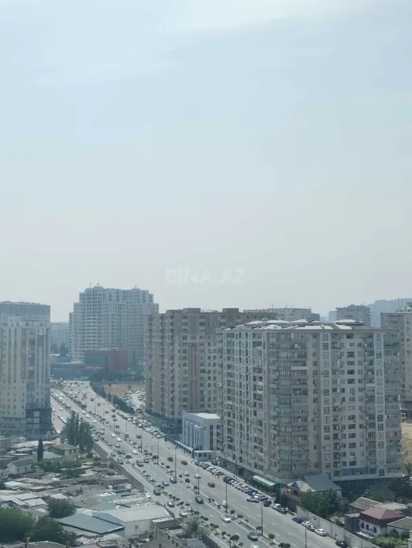 Kirayə verilir 3 otaqlı mənzil 148 m²