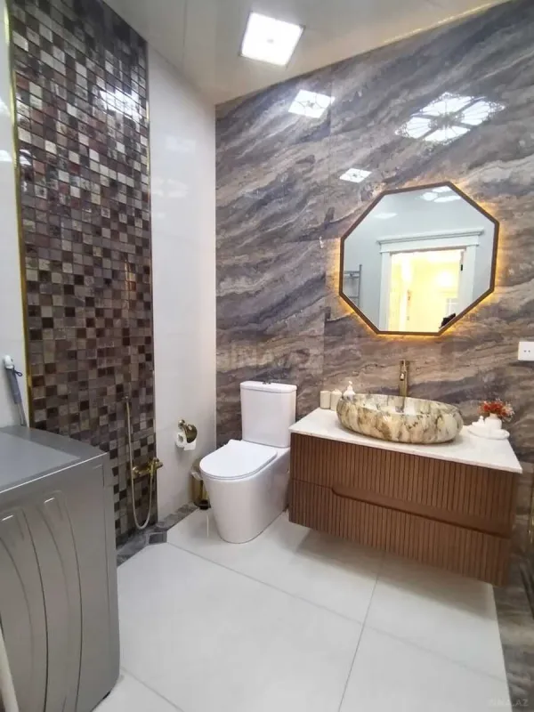 Kirayə verilir 3 otaqlı mənzil 148 m²