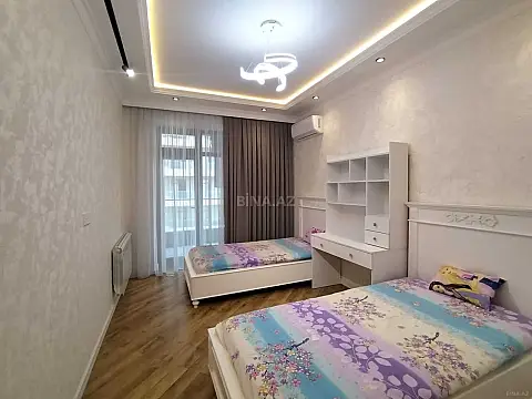Kirayə verilir 3 otaqlı mənzil 148 m²