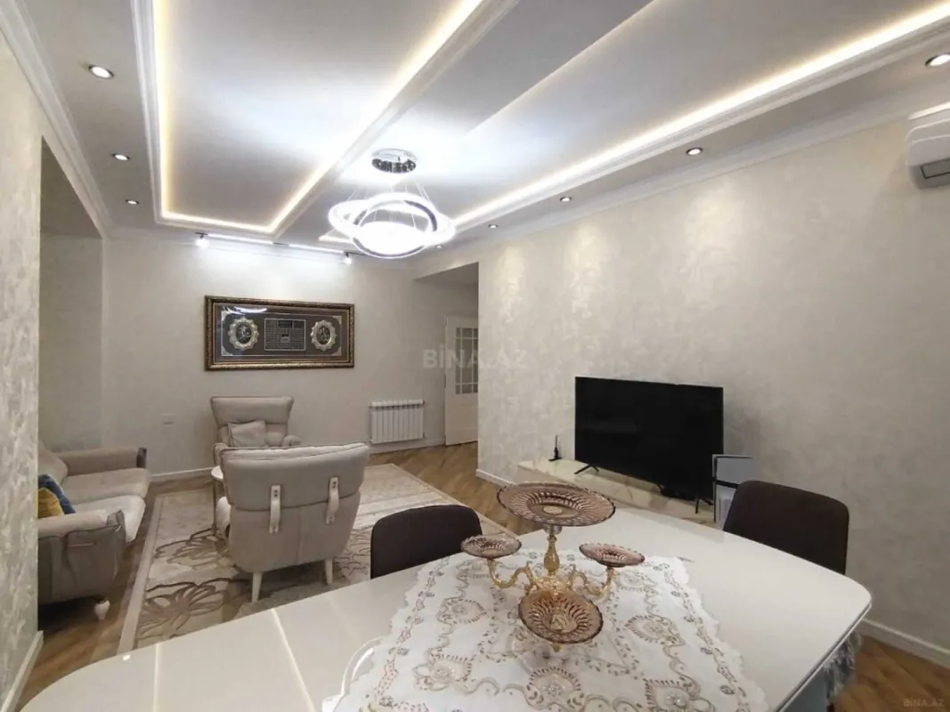 Kirayə verilir 3 otaqlı mənzil 148 m²