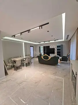 Kirayə verilir 4 otaqlı həyət evi 300 m²