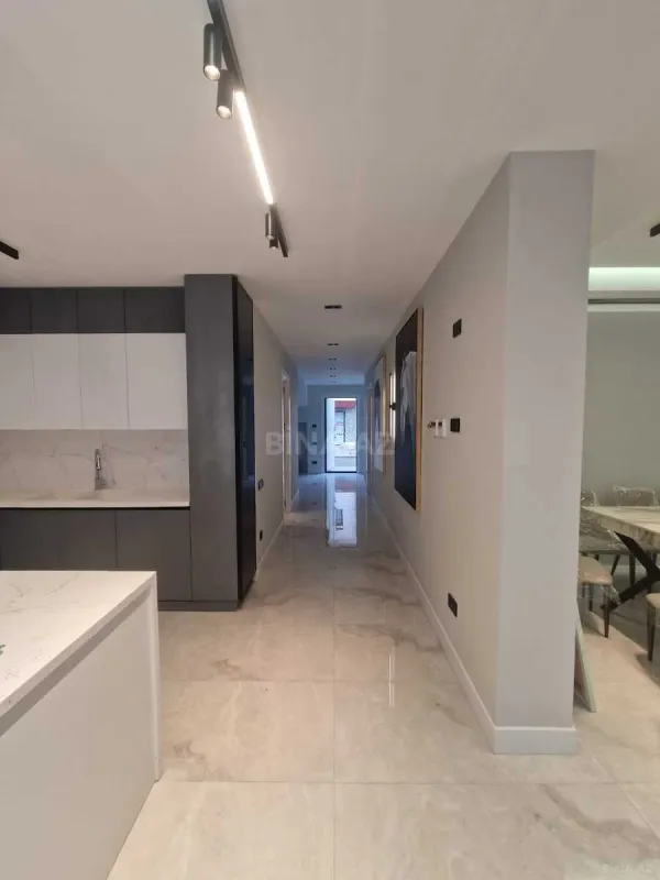 Kirayə verilir 4 otaqlı həyət evi 300 m²