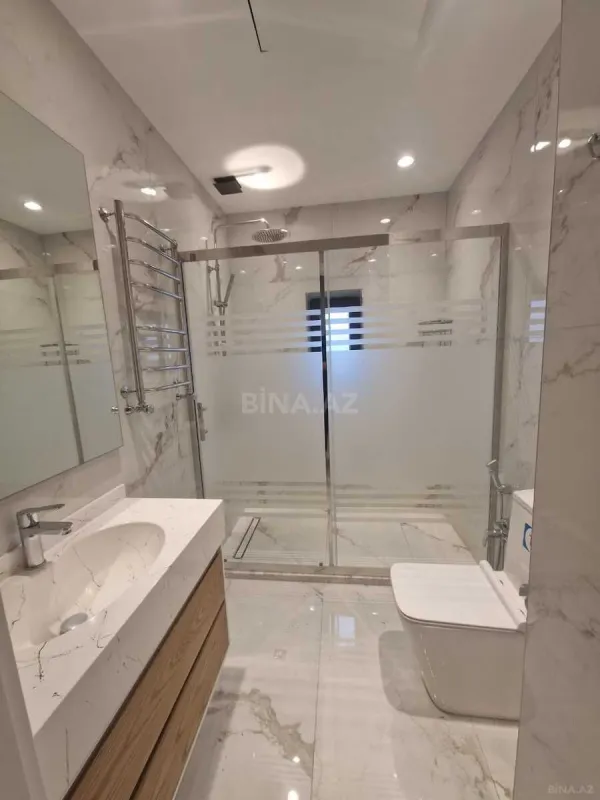 Kirayə verilir 4 otaqlı həyət evi 300 m²