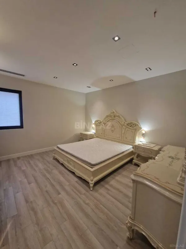 Kirayə verilir 4 otaqlı həyət evi 300 m²