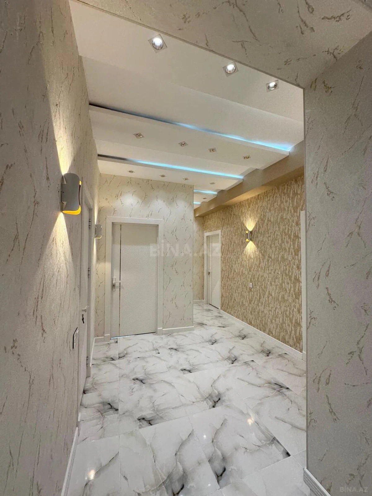 Satılır 3 otaqlı mənzil 120 m²
