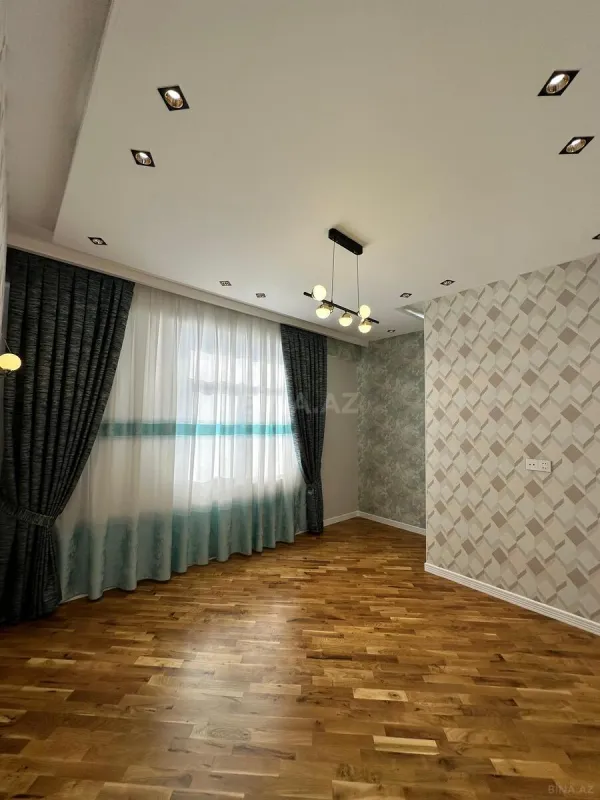 Satılır 3 otaqlı mənzil 120 m²