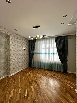 Satılır 3 otaqlı mənzil 120 m²