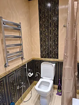 Satılır 2 otaqlı mənzil 74 m²