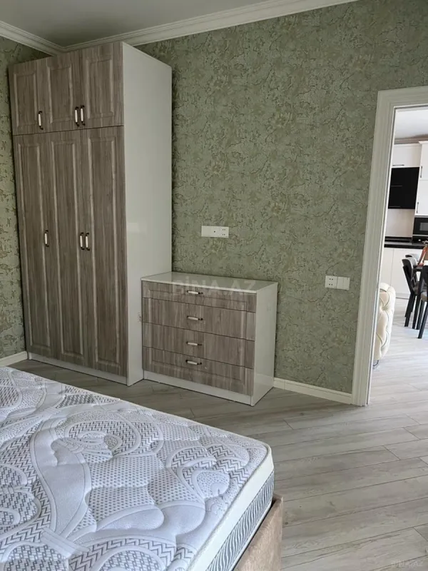 Kirayə verilir 3 otaqlı mənzil 105 m²