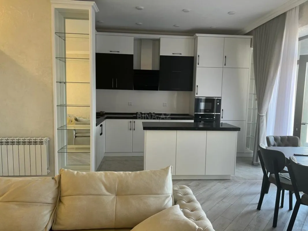 Kirayə verilir 3 otaqlı mənzil 105 m²
