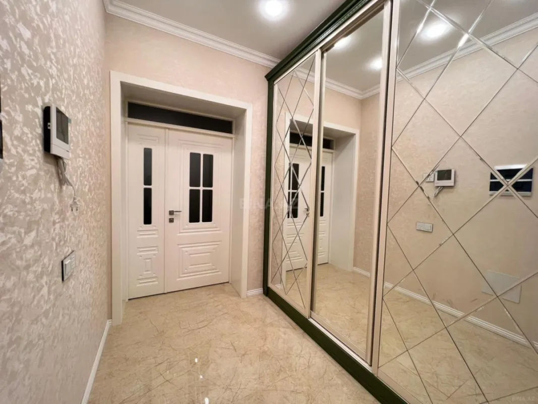 Kirayə verilir 3 otaqlı mənzil 108 m²