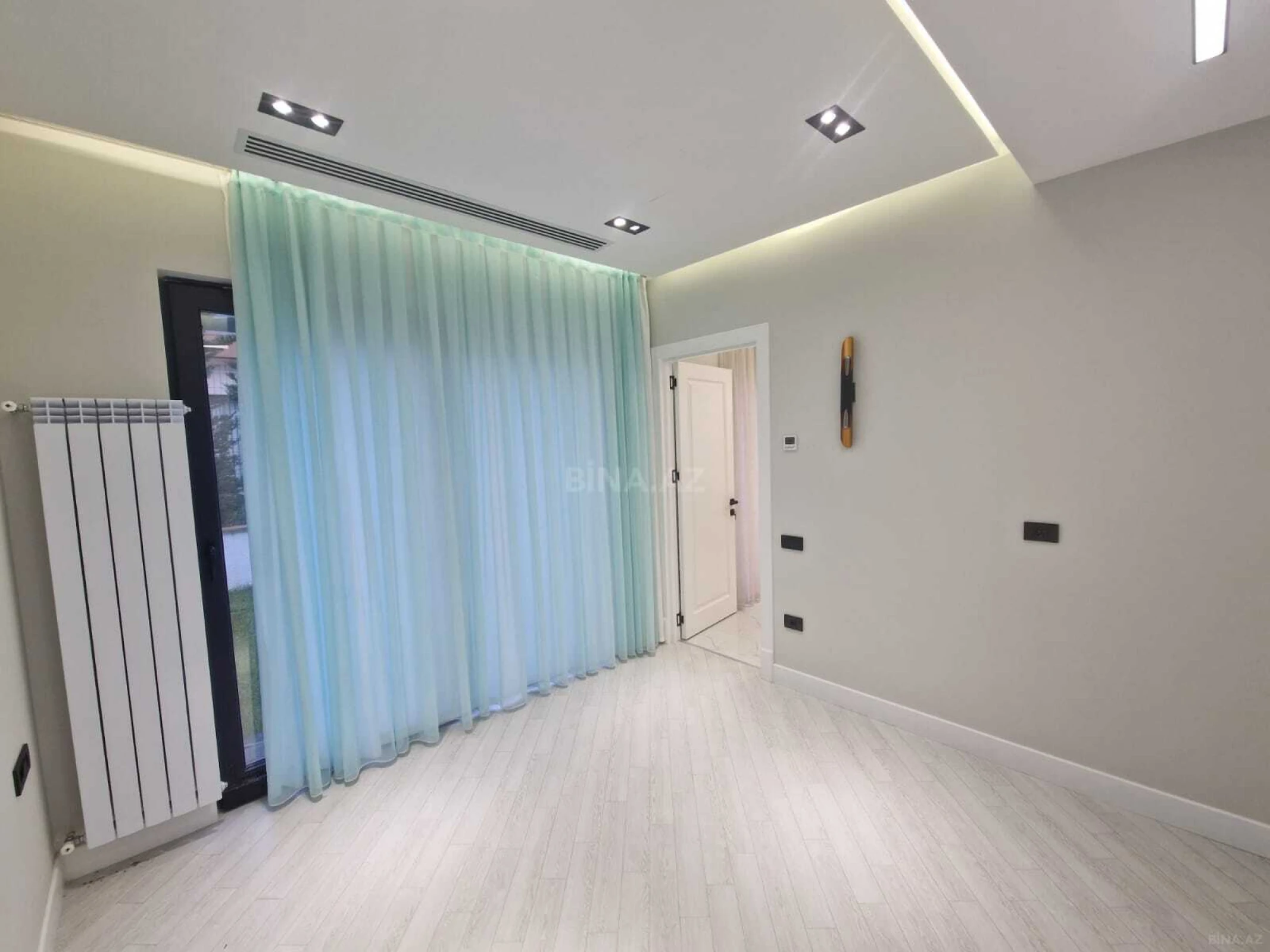 Kirayə verilir 4 otaqlı həyət evi 200 m²