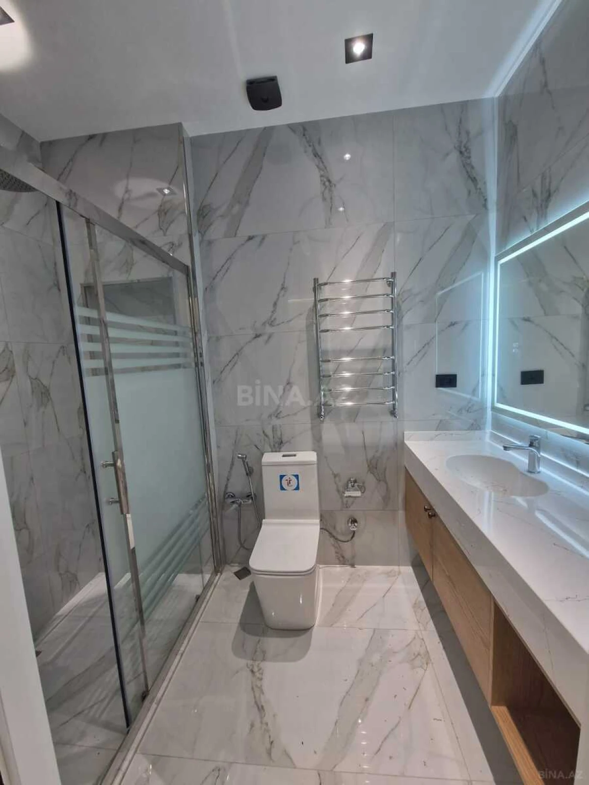 Kirayə verilir 4 otaqlı həyət evi 200 m²