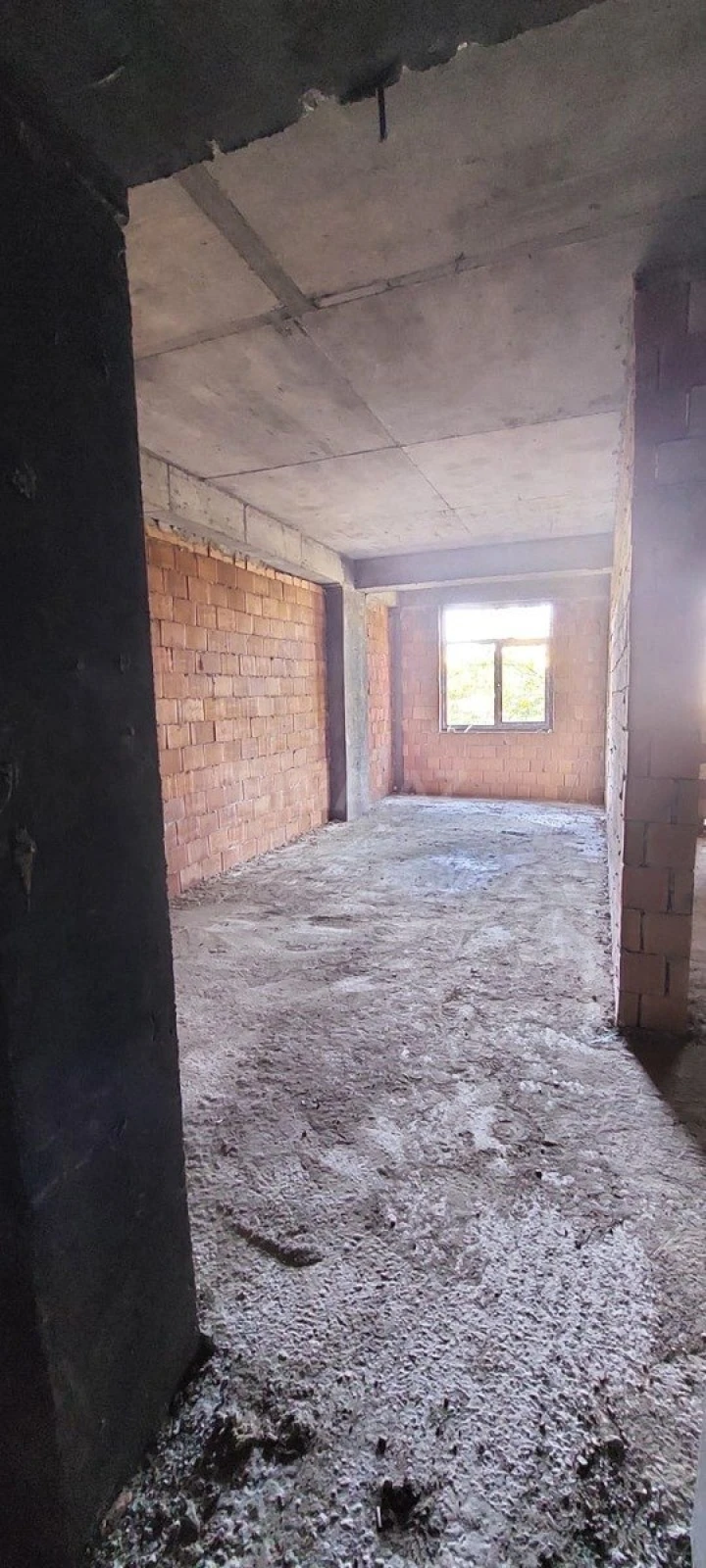 Satılır 1 otaqlı mənzil 60 m²