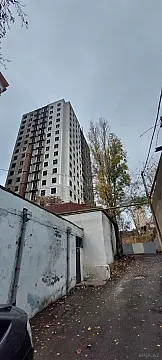 Satılır 1 otaqlı mənzil 60 m²