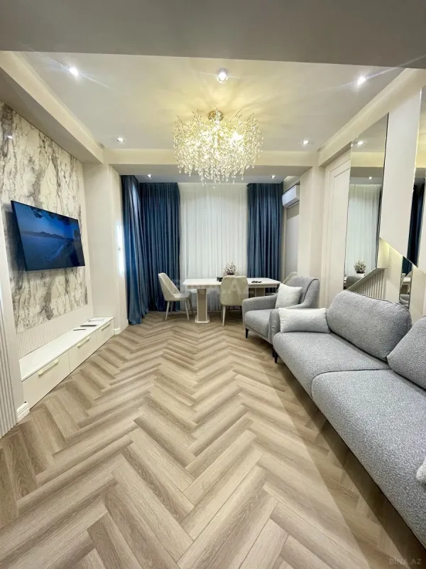 Kirayə verilir 2 otaqlı mənzil 75 m²