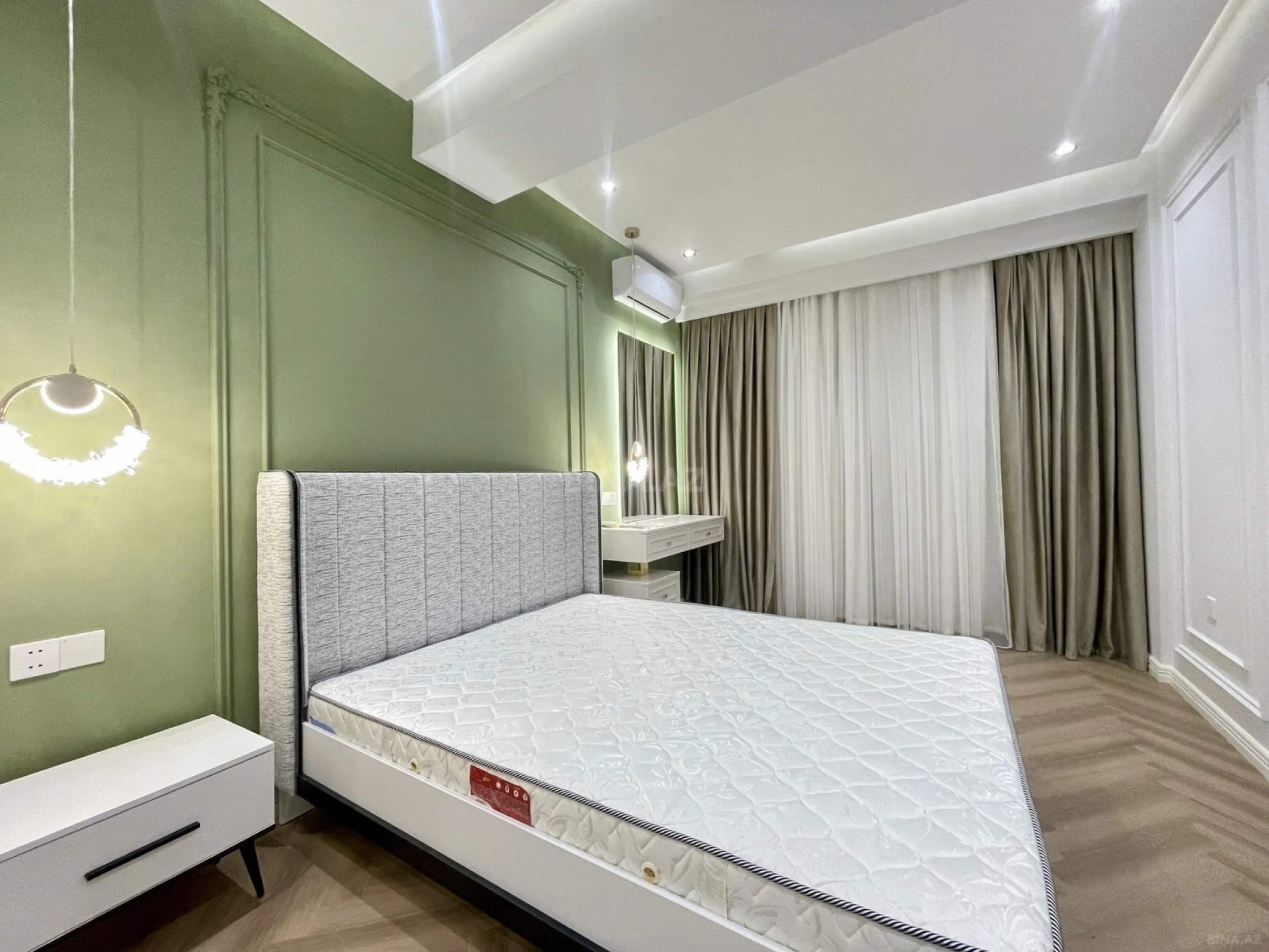 Kirayə verilir 2 otaqlı mənzil 75 m²