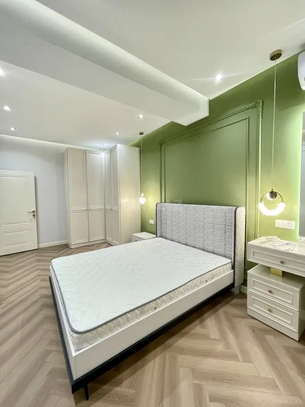 Kirayə verilir 2 otaqlı mənzil 75 m²