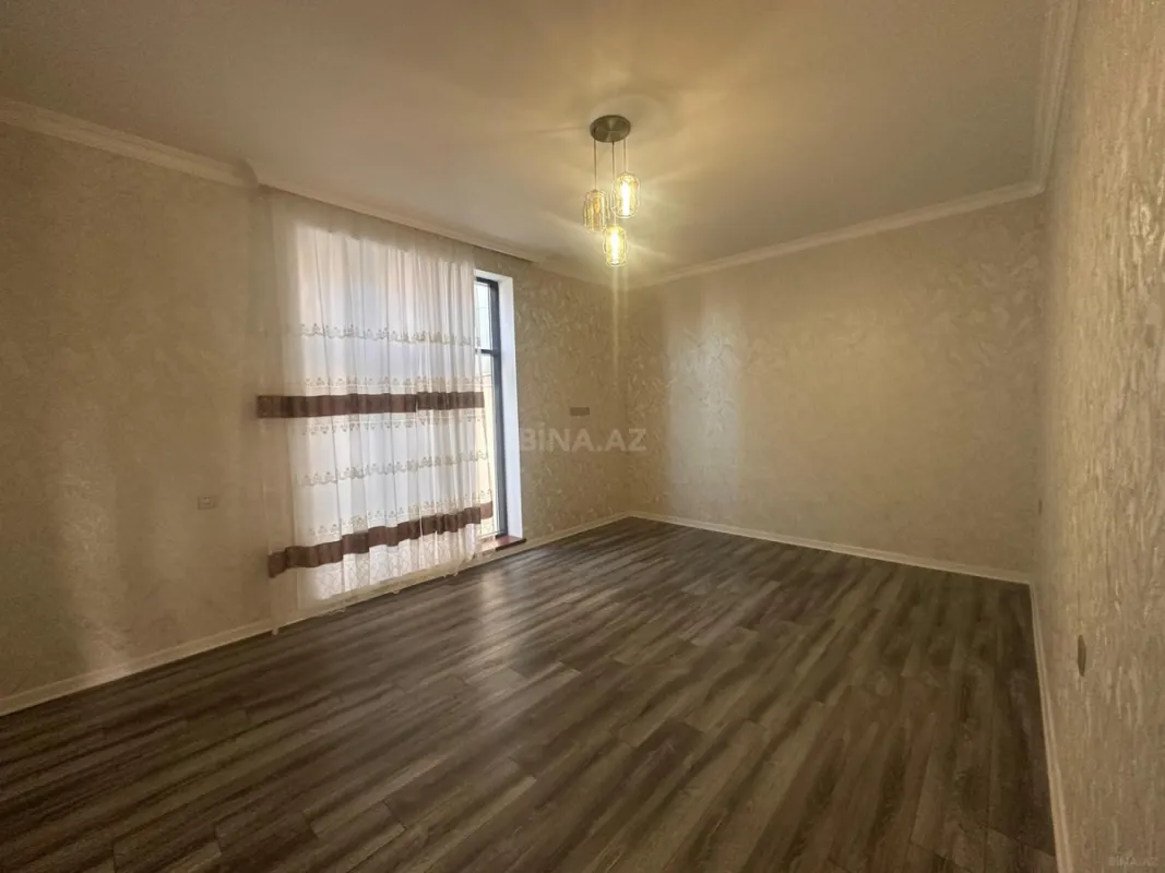 Satılır 6 otaqlı həyət evi 220 m²
