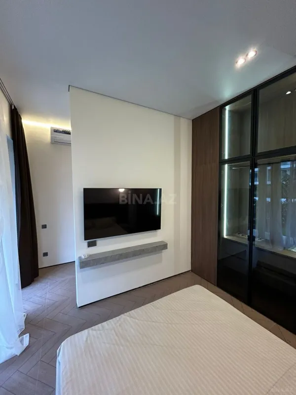 Satılır 1 otaqlı mənzil 57 m²