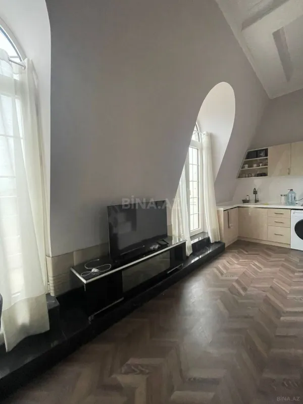 Satılır 1 otaqlı mənzil 45 m²