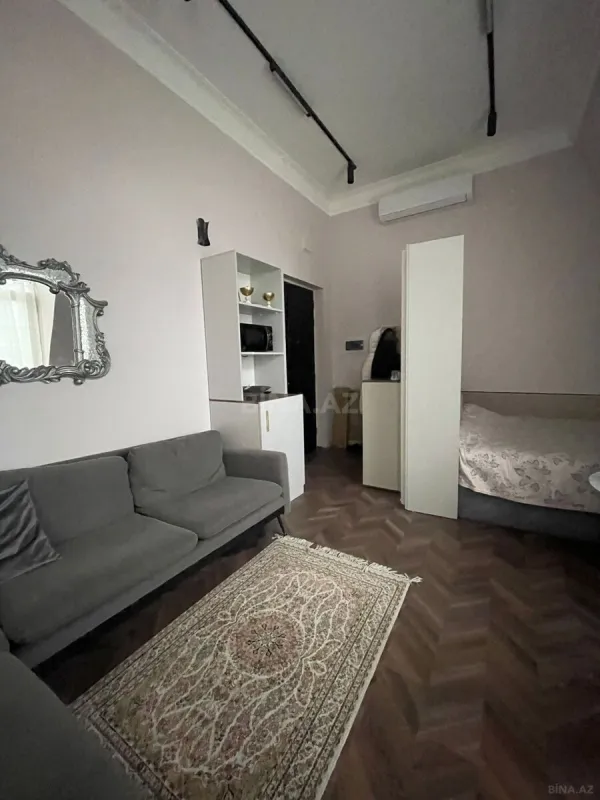 Satılır 1 otaqlı mənzil 45 m²