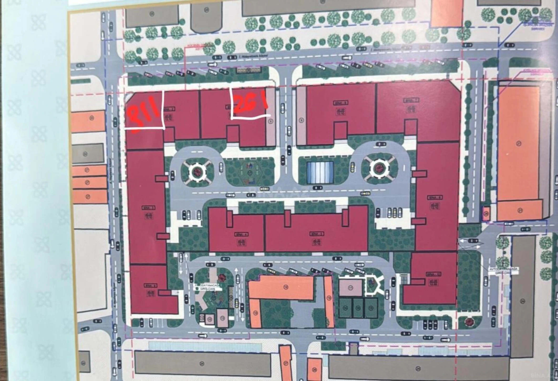 Satılır 4 otaqlı mənzil 261 m²