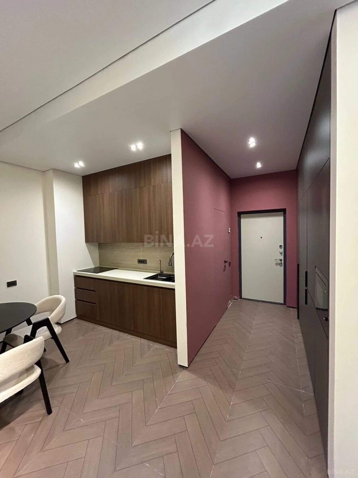 Satılır 1 otaqlı mənzil 57 m²