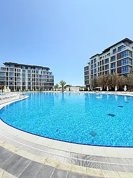 Satılır 2 otaqlı mənzil 92 m²