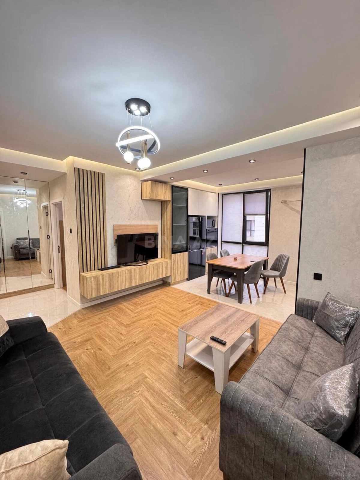 Kirayə verilir 3 otaqlı mənzil 100 m²