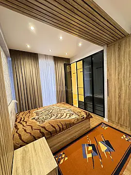 Kirayə verilir 3 otaqlı mənzil 100 m²