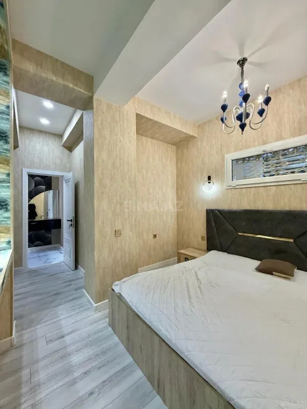 Satılır 2 otaqlı mənzil 61 m²