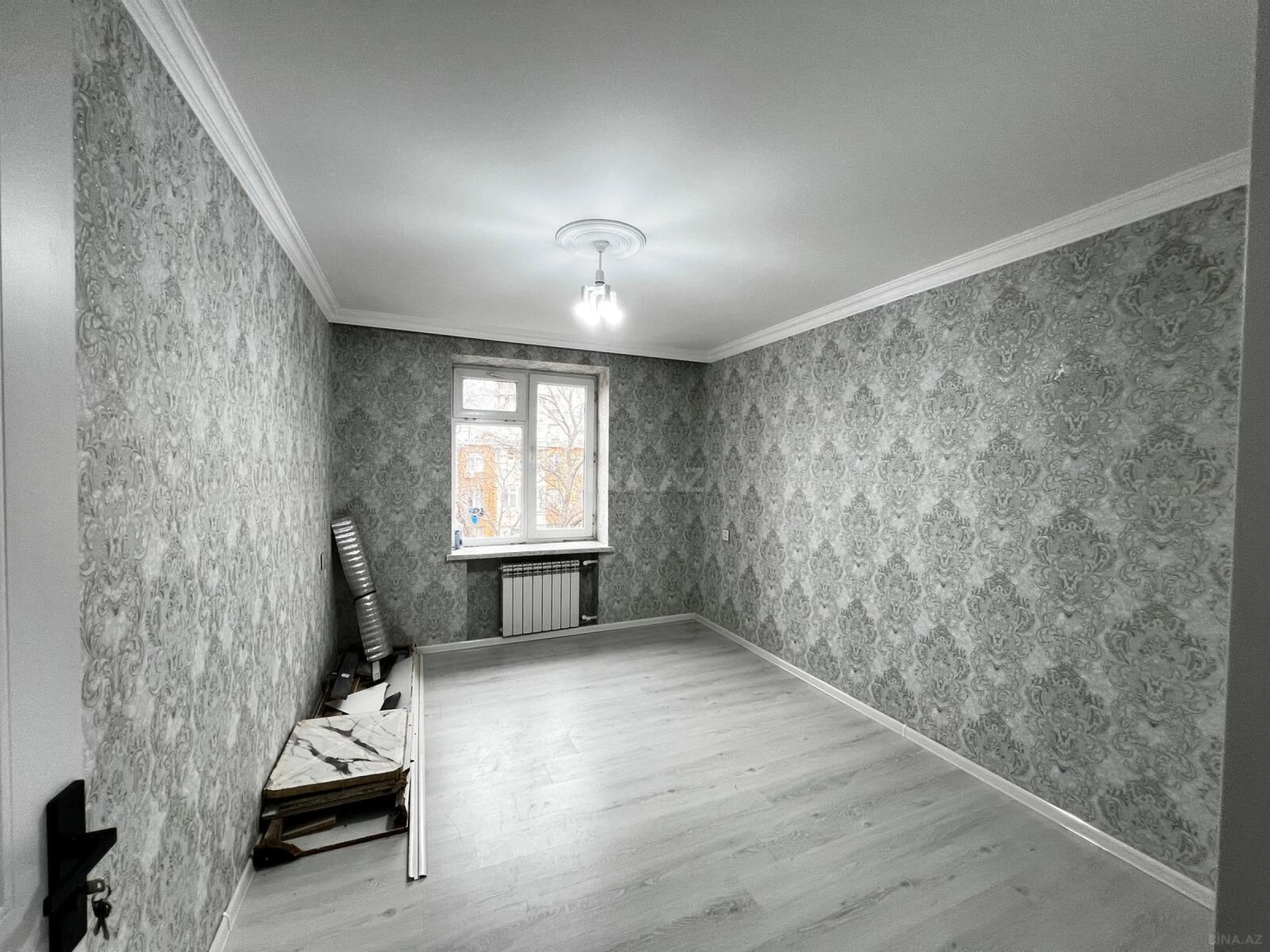 Satılır 3 otaqlı mənzil 50 m²