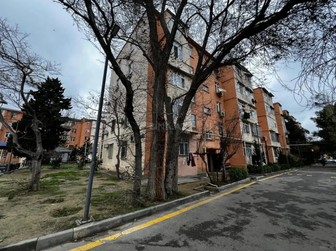 Satılır 3 otaqlı mənzil 50 m²
