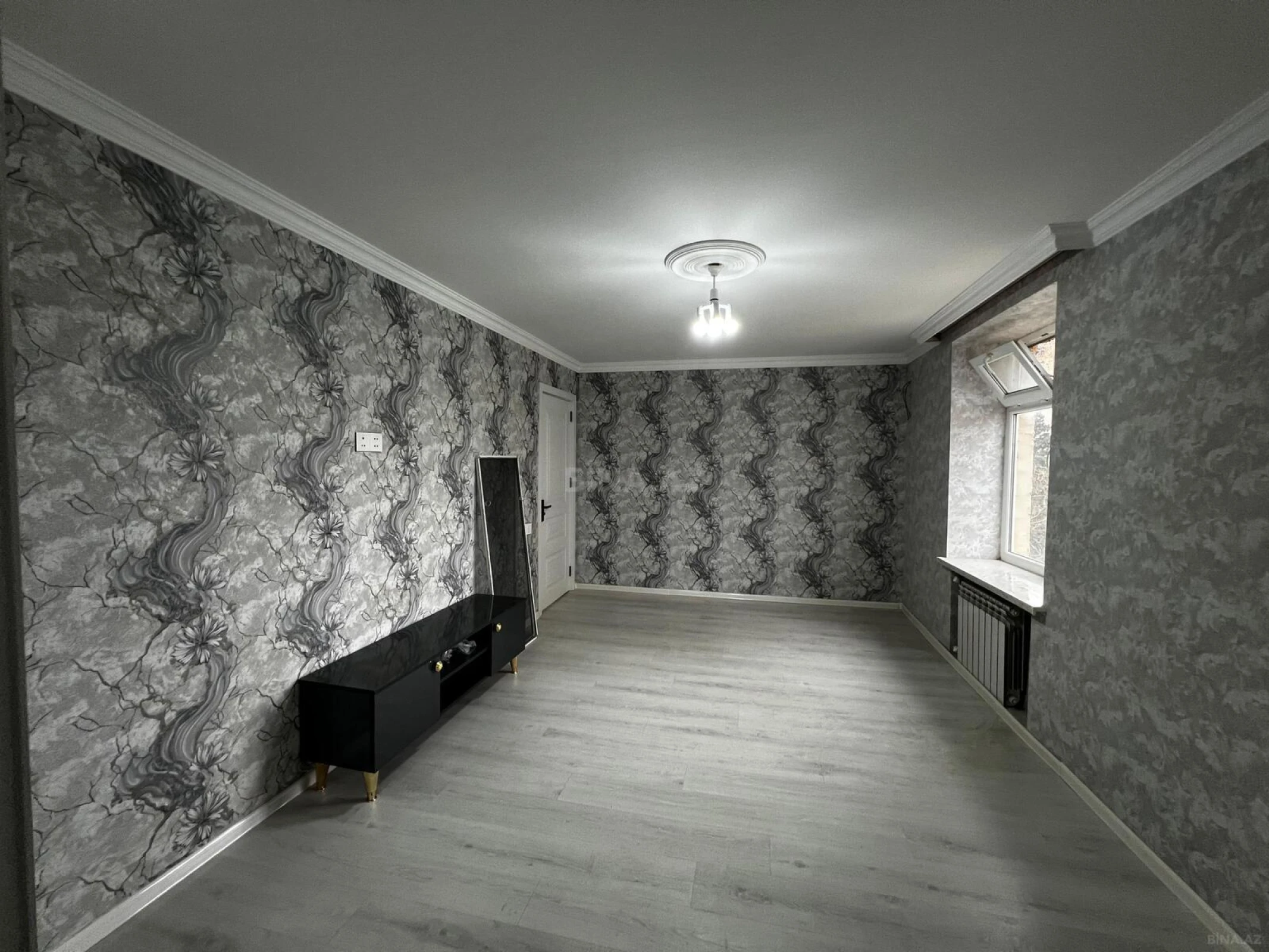 Satılır 3 otaqlı mənzil 50 m²