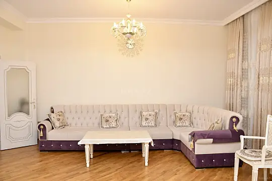 Kirayə verilir 3 otaqlı mənzil 134 m²