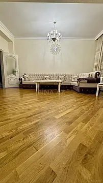 Kirayə verilir 3 otaqlı mənzil 134 m²