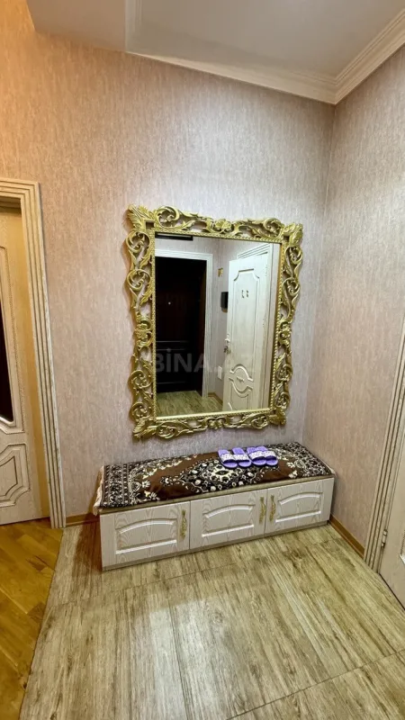 Kirayə verilir 3 otaqlı mənzil 134 m²