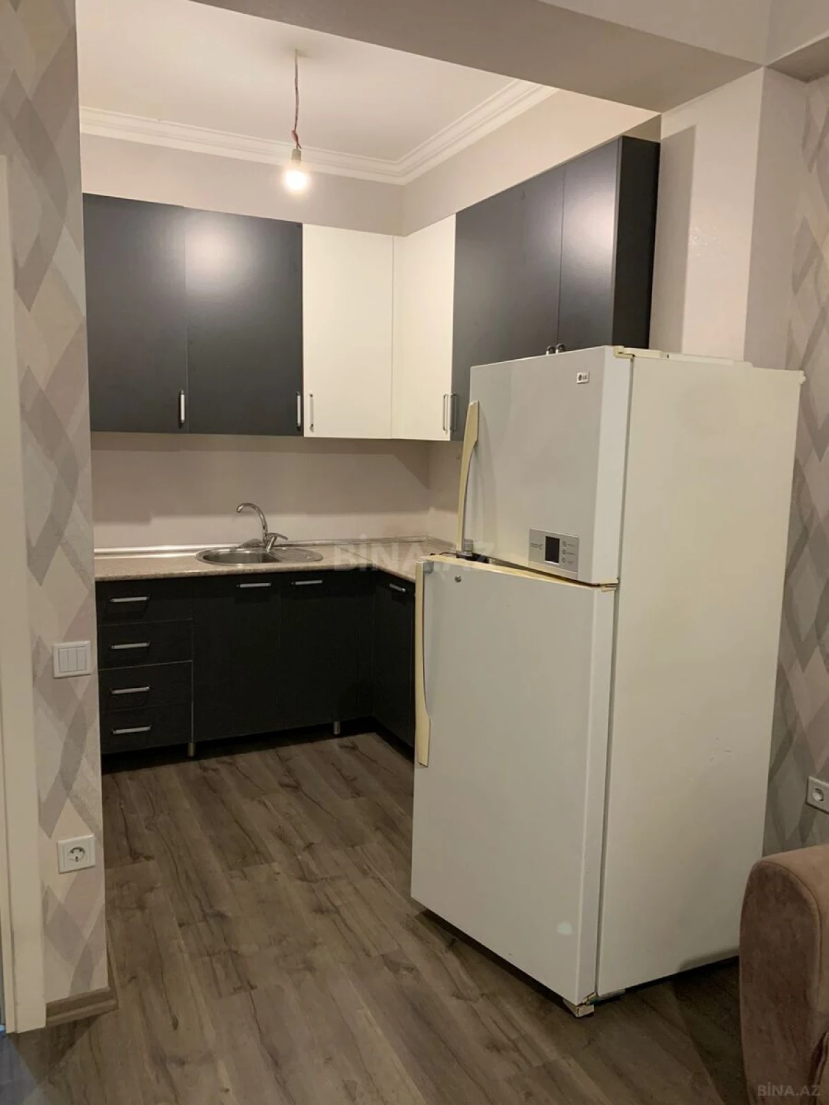 Kirayə verilir 2 otaqlı mənzil 52 m²